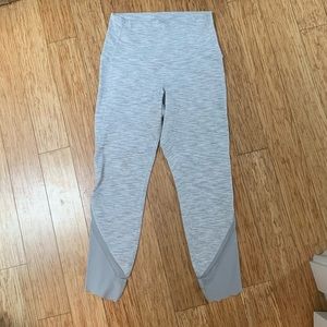 Lululemon Wunder Under Scalloped